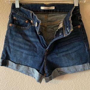 Levi’s wedgie short